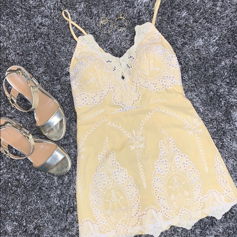 NWT Luxxel Lace Romper